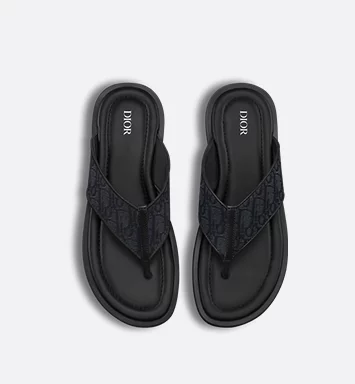 Noir Tressé – Slip on Sandal